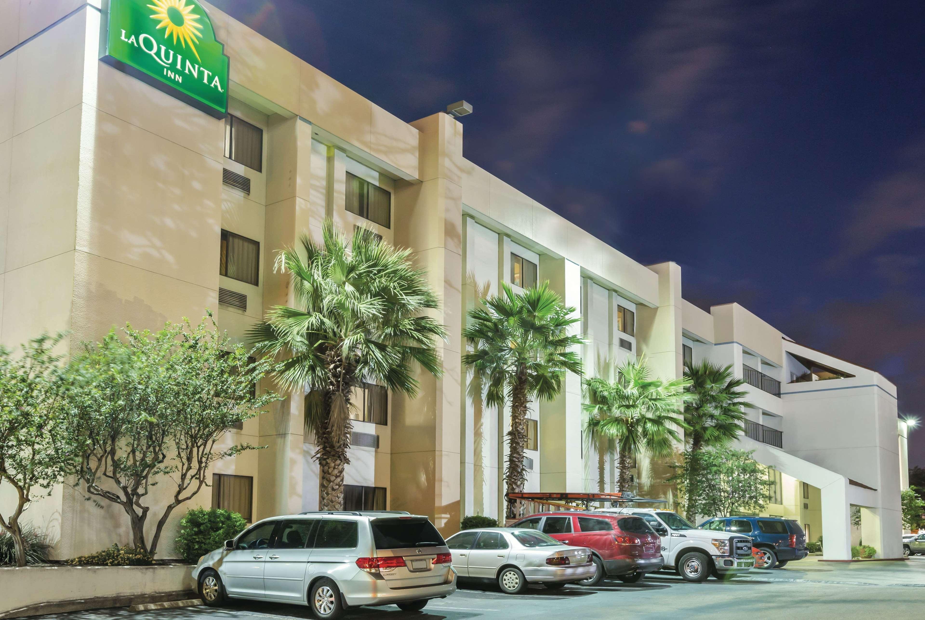 La Quinta Inn By Wyndham Austin North Bagian luar foto