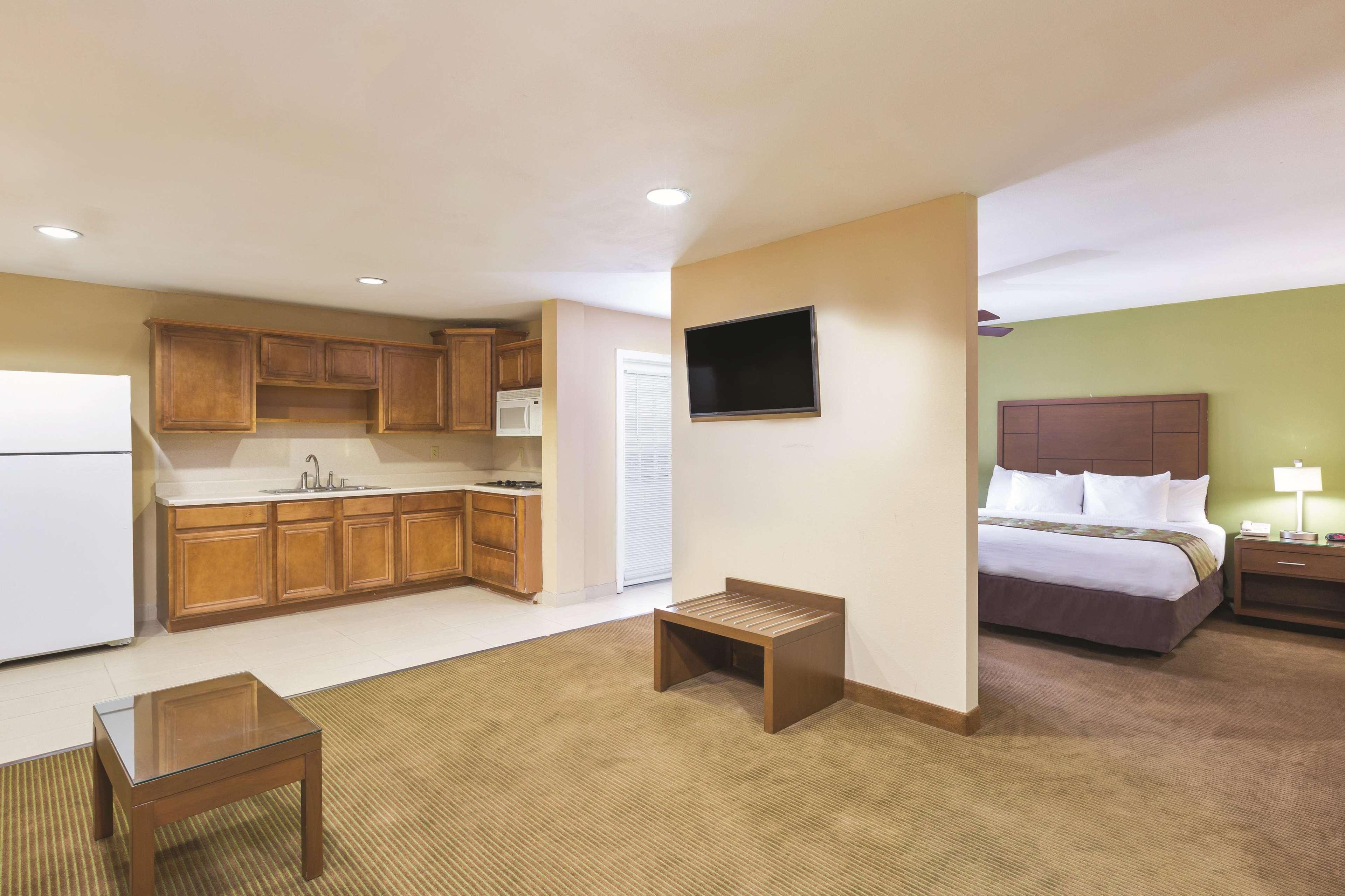 La Quinta Inn By Wyndham Austin North Bagian luar foto